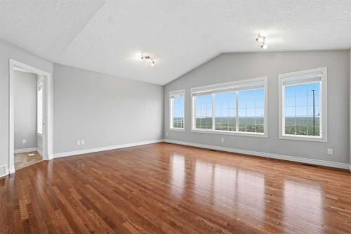378 Chaparral Ridge Circle Se, Calgary, AB - Indoor Photo Showing Other Room