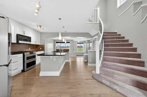 108 Auburn Crest Park Se, Calgary, AB - Indoor Photo Showing Kitchen With Upgraded Kitchen