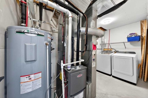 108 Auburn Crest Park Se, Calgary, AB - Indoor Photo Showing Laundry Room