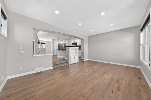 108 Auburn Crest Park Se, Calgary, AB - Indoor Photo Showing Other Room