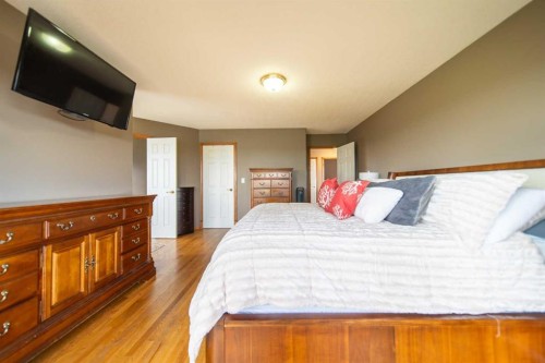 360 Hidden Ranch Circle Nw, Calgary, AB 