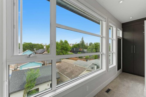438 13 Street Nw, Calgary, AB 