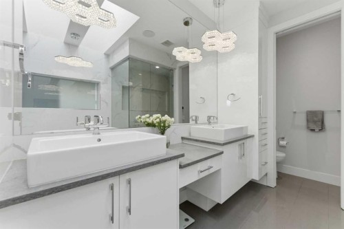 438 13 Street Nw, Calgary, AB 