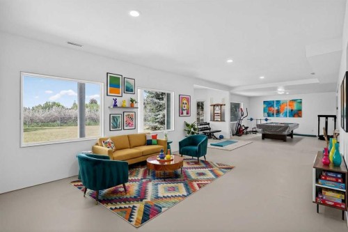 523 Scimitar Bay Nw, Calgary, AB - Indoor