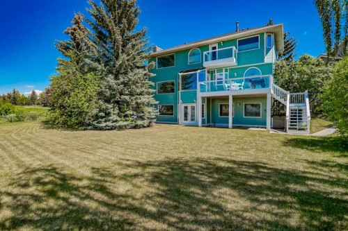 523 Scimitar Bay Nw, Calgary, AB - Outdoor