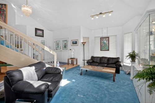 523 Scimitar Bay Nw, Calgary, AB - Indoor