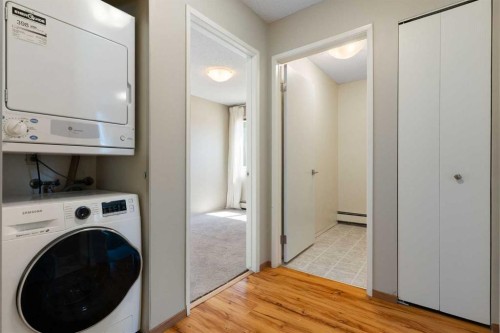 3101-4001C 49 Street Nw, Calgary, AB - Indoor Photo Showing Laundry Room