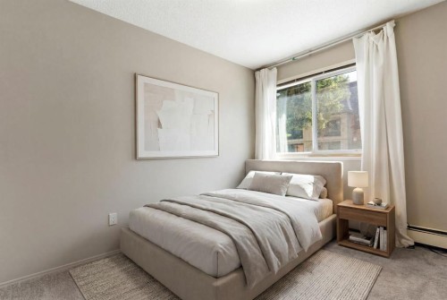 3101-4001C 49 Street Nw, Calgary, AB - Indoor Photo Showing Bedroom