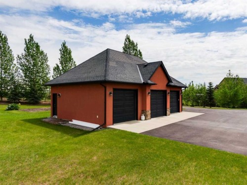 8 Shannon Loop, Rural Foothills County, AB 