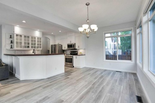 74 Cranleigh Green Se, Calgary, AB - Indoor Photo Showing Kitchen