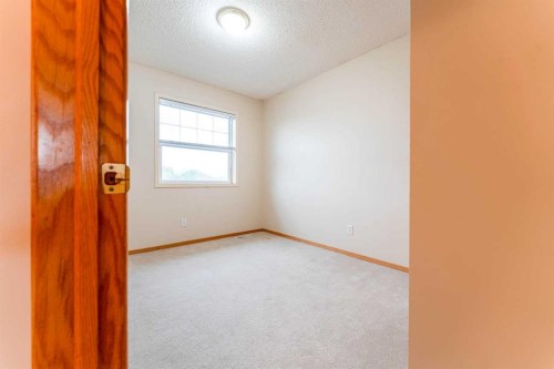 125 Bridlewood Court Sw, Calgary, AB 
