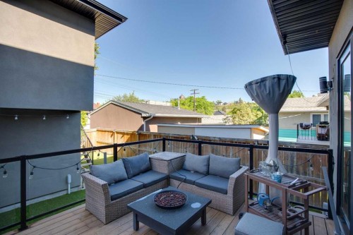 423 7A Street Ne, Calgary, AB - Outdoor With Deck Patio Veranda With Exterior