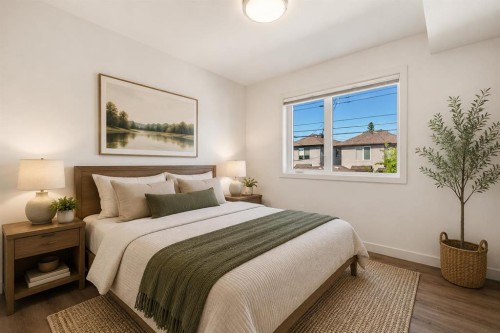 423 7A Street Ne, Calgary, AB - Indoor Photo Showing Bedroom