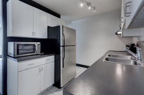 21B-80 Galbraith Drive Sw, Calgary, AB 