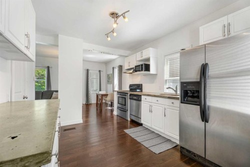 213 7A Street Ne, Calgary, AB 