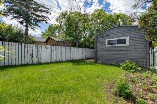 213 7A Street Ne, Calgary, AB 