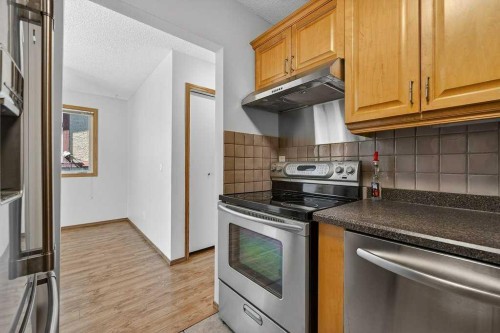3304 Temple Way Ne, Calgary, AB 