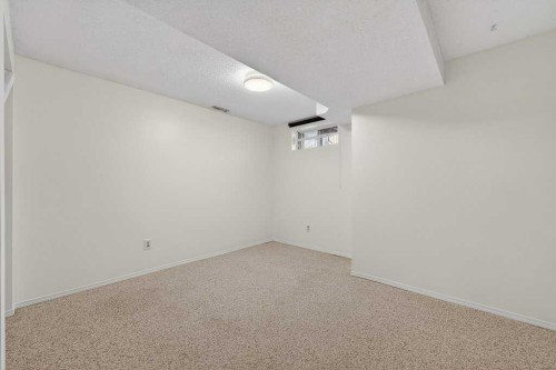 3304 Temple Way Ne, Calgary, AB 