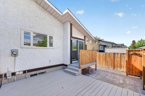 3304 Temple Way Ne, Calgary, AB 
