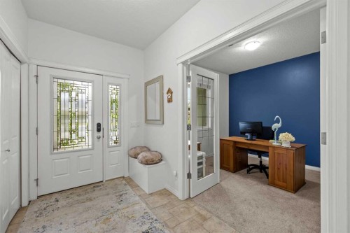 318 Coopers Drive Sw, Airdrie, AB - Indoor Photo Showing Other Room
