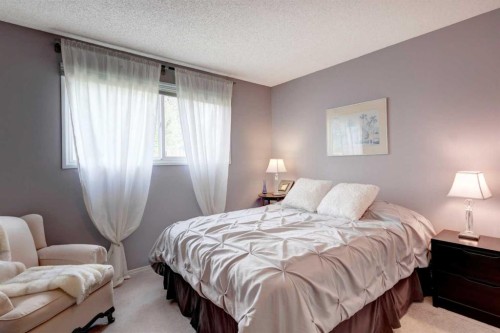 304 Lake Mead Crescent Se, Calgary, AB 