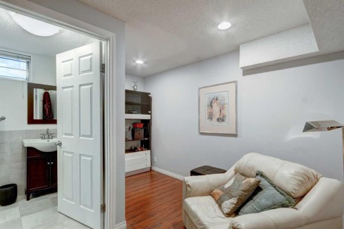 304 Lake Mead Crescent Se, Calgary, AB 