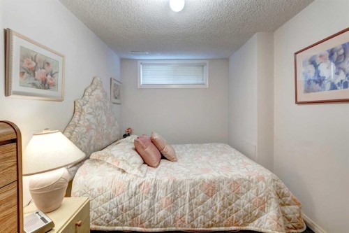 304 Lake Mead Crescent Se, Calgary, AB 