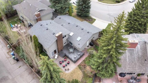 304 Lake Mead Crescent Se, Calgary, AB 