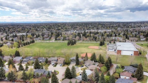 304 Lake Mead Crescent Se, Calgary, AB 