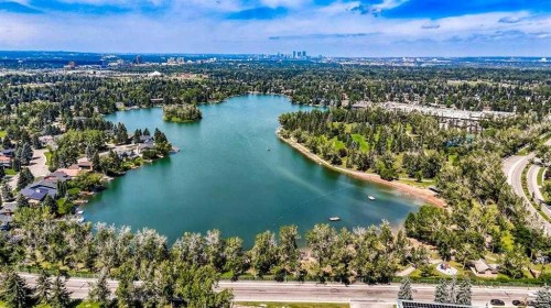 304 Lake Mead Crescent Se, Calgary, AB 