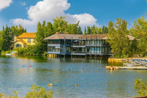 304 Lake Mead Crescent Se, Calgary, AB 