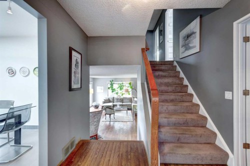 304 Lake Mead Crescent Se, Calgary, AB 