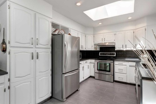 304 Lake Mead Crescent Se, Calgary, AB 