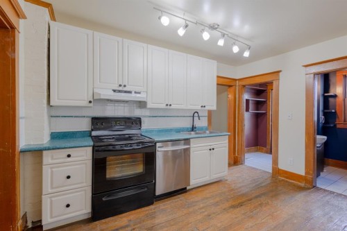 2452 28 Avenue Sw, Calgary, AB 
