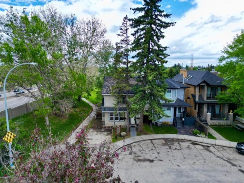 2452 28 Avenue Sw, Calgary, AB 