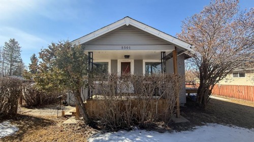 5501 51 Street  Olds, AB T4H 1H9