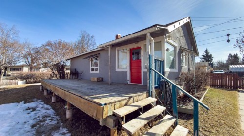 5501 51 Street, Olds, AB 