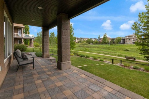 102 Panatella Crescent Nw, Calgary, AB 