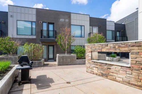 316-93 34 Avenue Sw, Calgary, AB - Outdoor