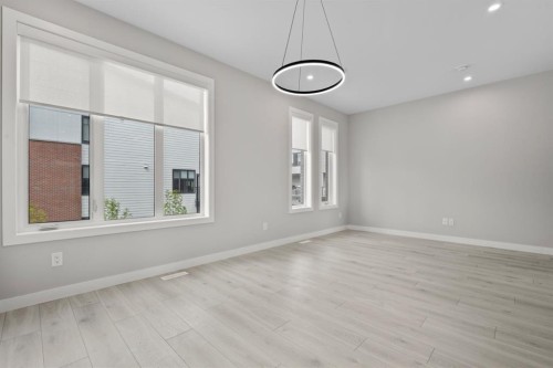 203-8155 8 Avenue Sw, Calgary, AB 
