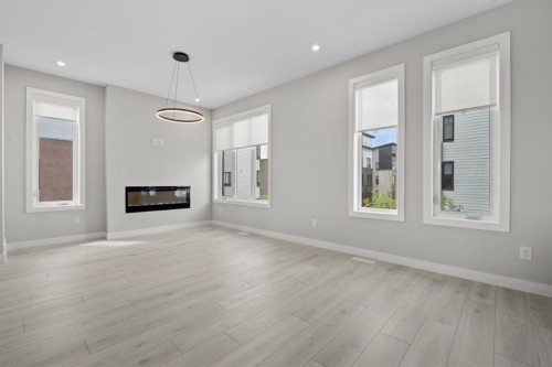 203-8155 8 Avenue Sw, Calgary, AB 