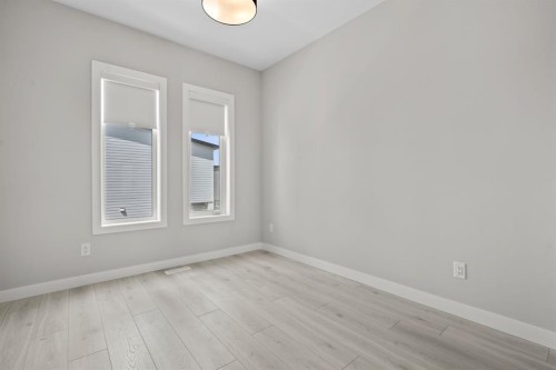 203-8155 8 Avenue Sw, Calgary, AB 