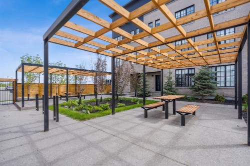 203-8155 8 Avenue Sw, Calgary, AB 