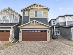 27 Homestead Gardens NE Calgary, AB T3J 5T8