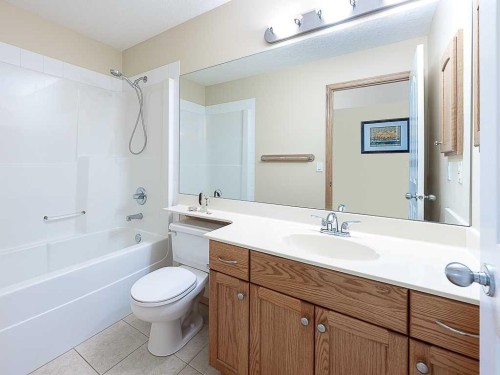 143 Cougarstone Square Sw, Calgary, AB 