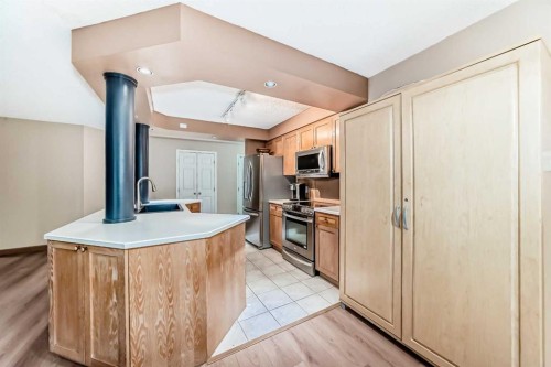 208-659 4 Avenue Ne, Calgary, AB 