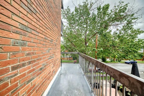 208-659 4 Avenue Ne, Calgary, AB 