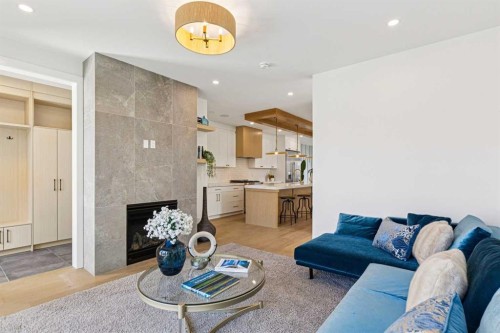 1527 29 Avenue Sw, Calgary, AB - Indoor Photo Showing Other Room With Fireplace