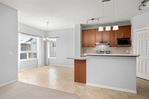 102 Kincora Glen Mews Nw, Calgary, AB 