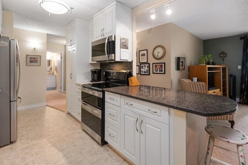 210-111 14 Avenue Se, Calgary, AB 